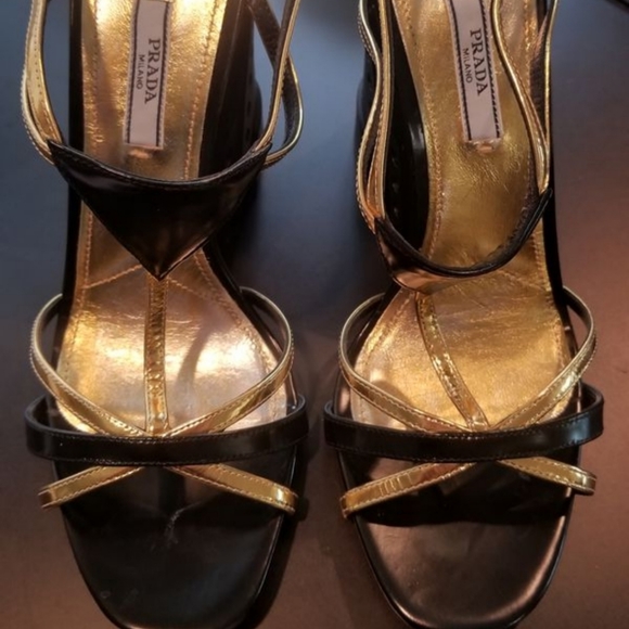 Prada runaway wedge metallic shoes - Picture 2 of 4